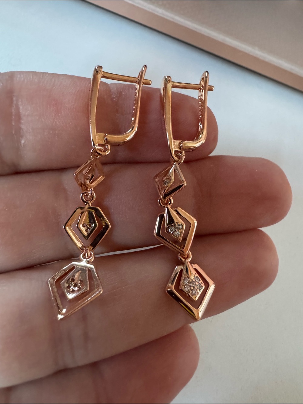 14K 585 Rolled Rose Gold Dangle Earrings - Picture 7 of 9